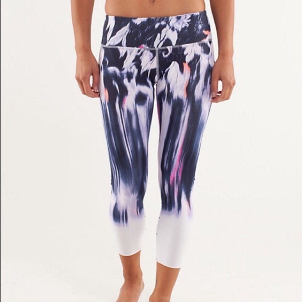 Lululemon wunder under  crop legging